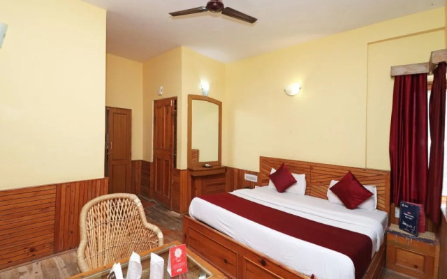 Hotel Devlok International