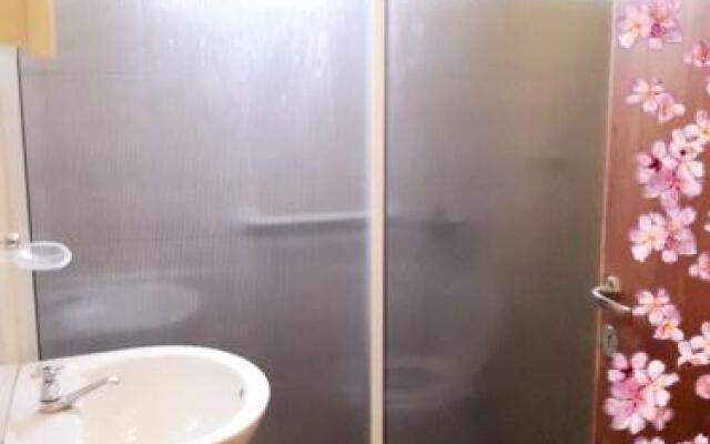 Residencial Azaleas Place Guest House