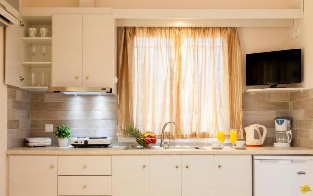 Tasoula Studios & Apartments