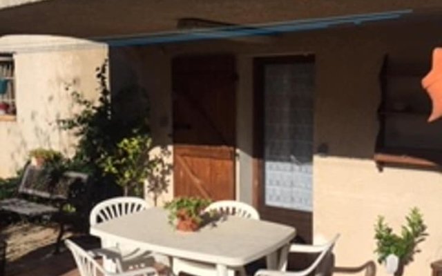 Studio In Allauch, With Furnished Garden And Wifi 14 Km From The Beach