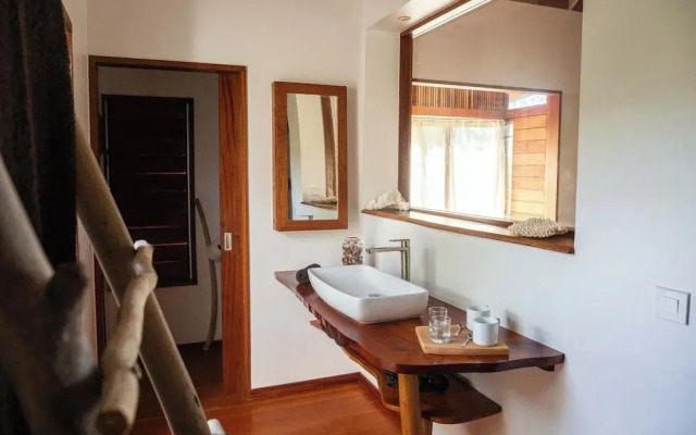 Moorea Reef Bungalows