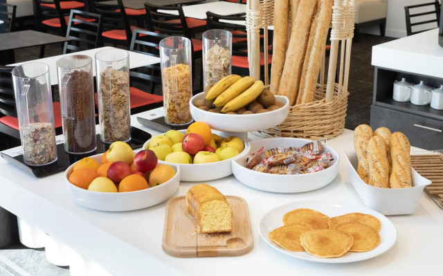 Holiday Inn Express Marseille Airport by IHG