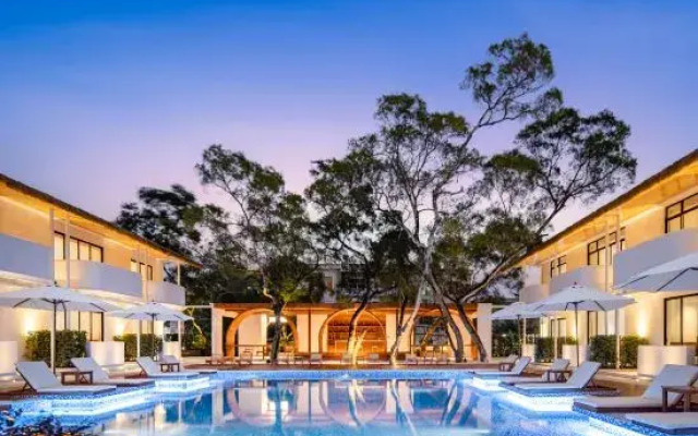 Luxury Wave‘s Home