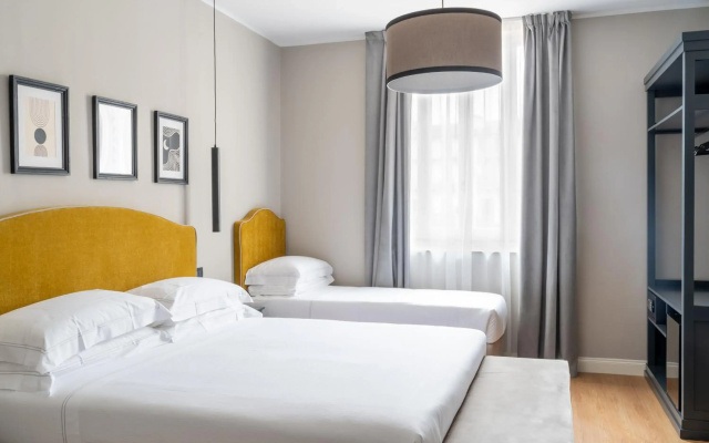 Flom Boutique Hotel
