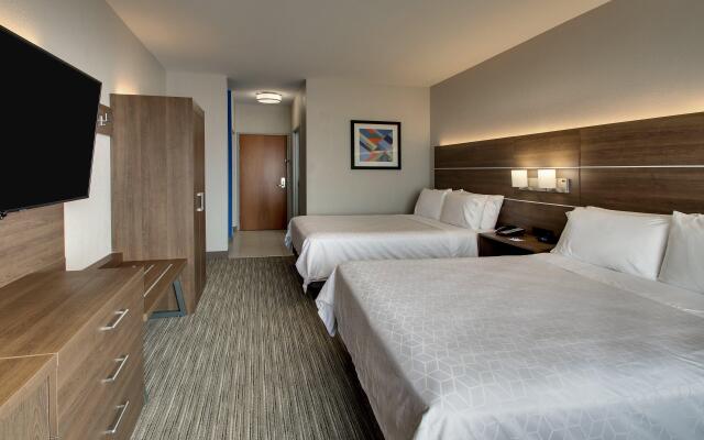 Holiday Inn Express & Suites Waukegan, an IHG Hotel