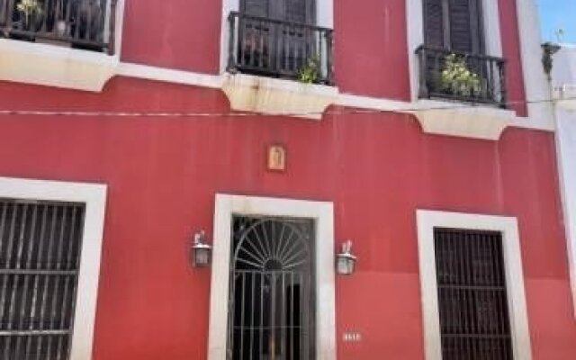 3-BR Unit in the heart of the Historical City