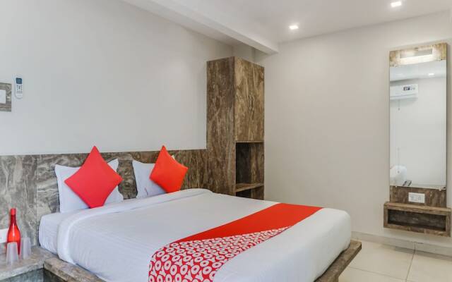 OYO 22571 Hotel Sarathi