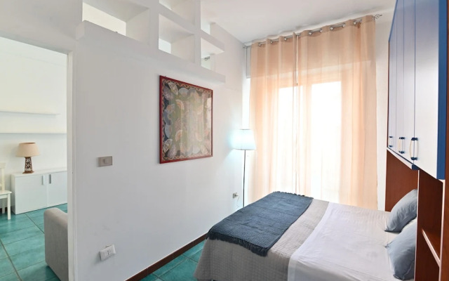 IzzHome Holiday Terrace