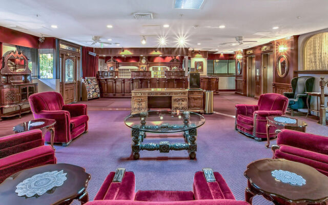Plaza Resort Club