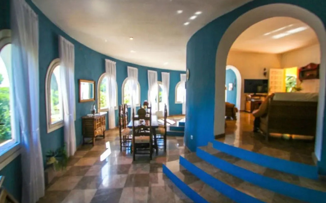 Leila - holiday home with private swimming pool in Moraira