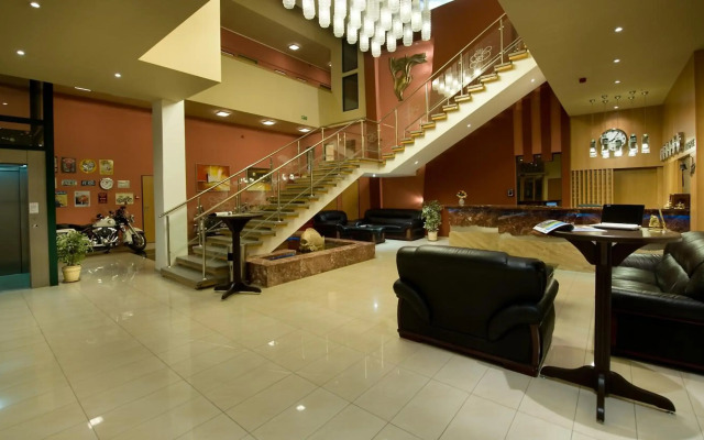 Grand Hotel