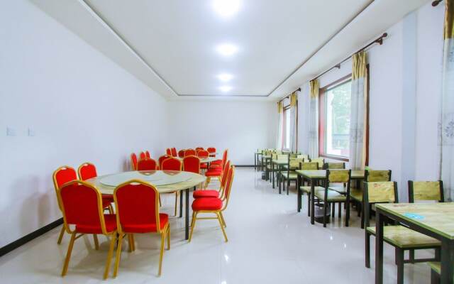 Yijie Holiday Hotel  Laiyuan Baishishan