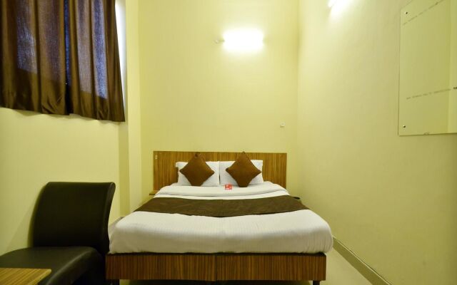 OYO 8424 Hotel Sunflower