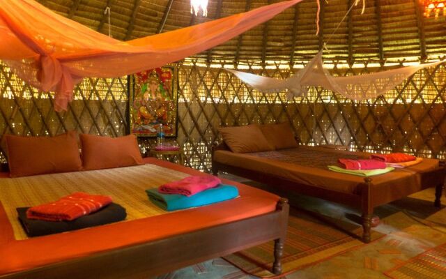 Ganesha Kampot Eco Guesthouse