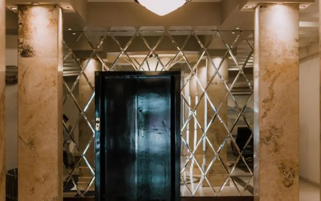 Hotel Leon