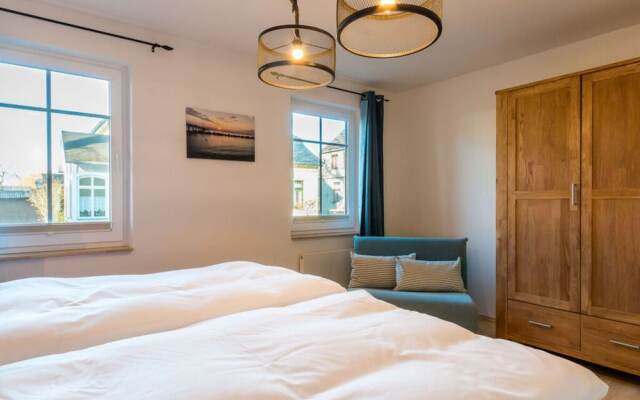 Holiday Apartment Coastal Love