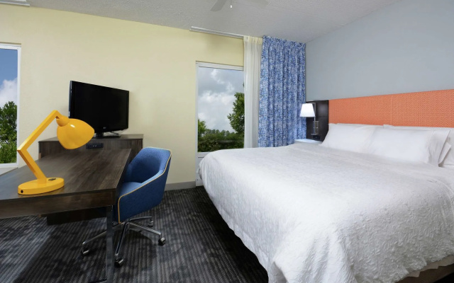 Hampton Inn & Suites Clinton