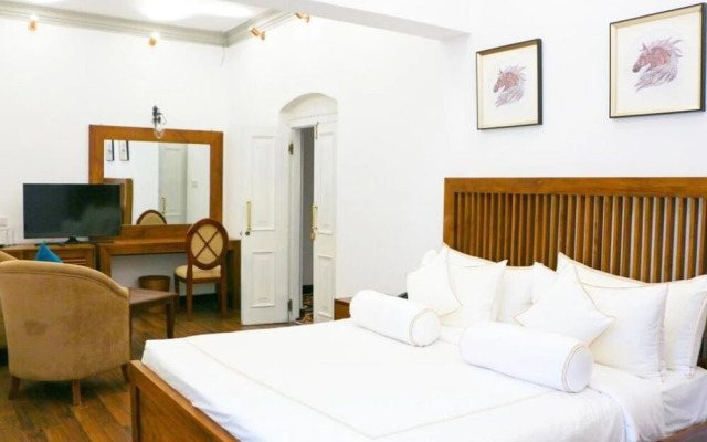 The Clovelly Bungalow