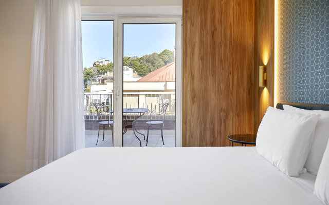 Hotel Exe Mitre