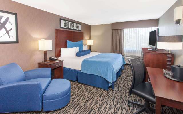 Wyndham Garden Elk Grove Village/O'Hare