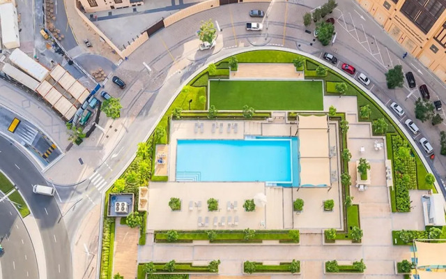 Homesgetaway- Brand New 2BR Burj Crown