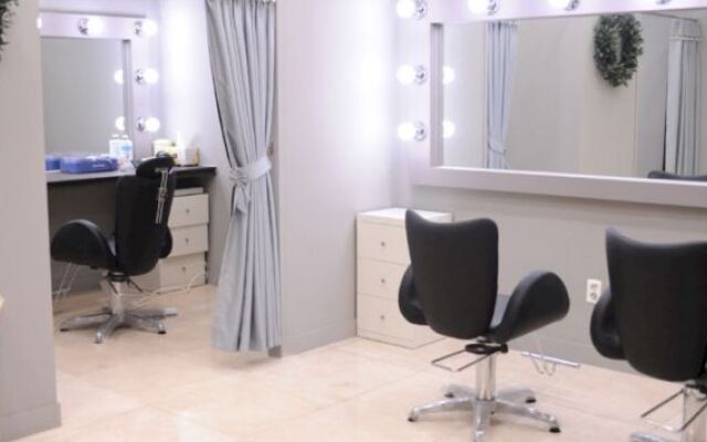 Hotel ESS