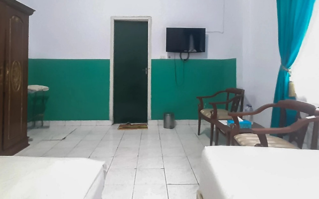 Hotel Niaga Mitra RedDoorz – Guest Rooms – Bengkulu