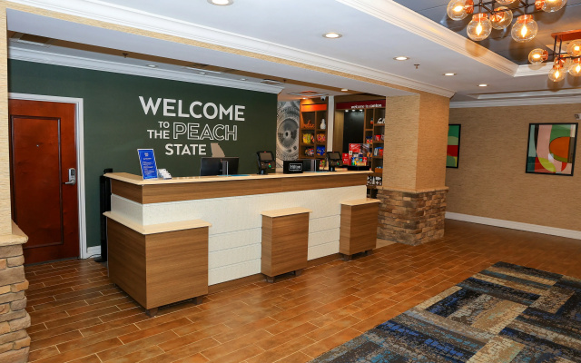 Hampton Inn Atlanta-Canton