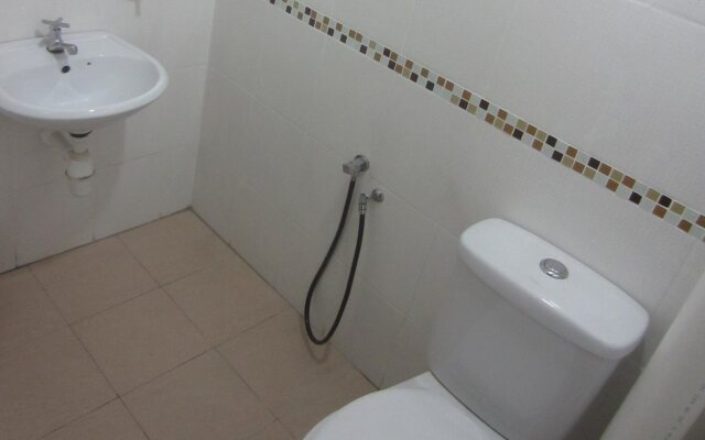 First and New Star Hotel