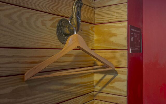 Fengjia Footpace - Hostel