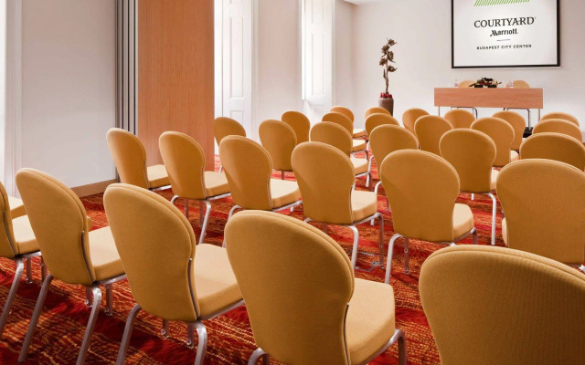 Courtyard by Marriott Budapest City Center