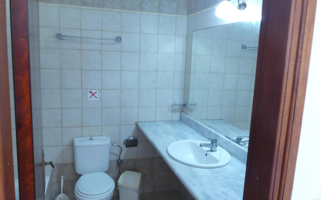 Marianthi Studios & Apartments