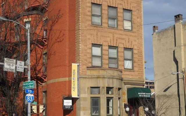 Abacrombie Inn