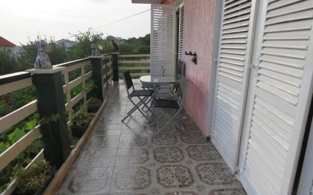 Apartments Opsenica