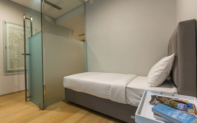 188 Private Suites by Subhome