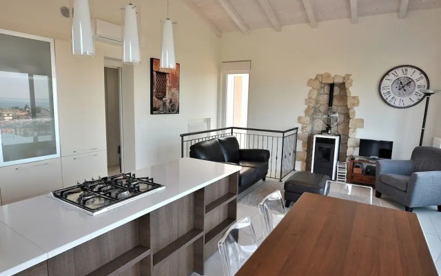 Villa Lisi With Pool