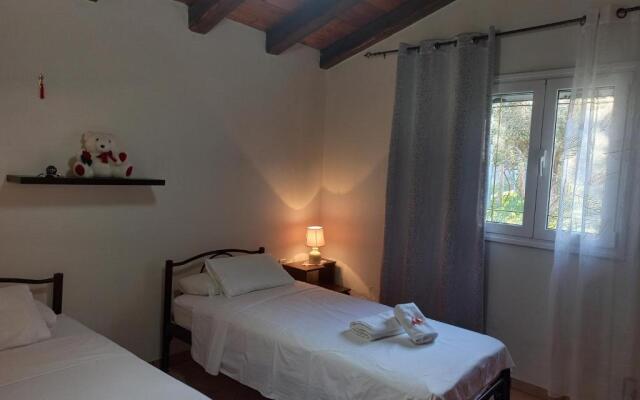 Emilio Village House