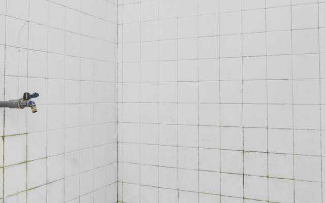 OYO Flagship 90890 Bratang Gede Residence