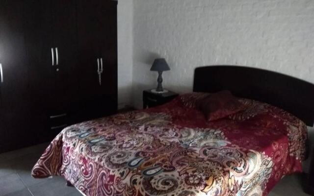 Completa casa en Colonia para 6 personas