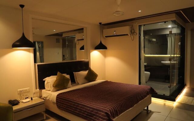 K C Palace Hotel