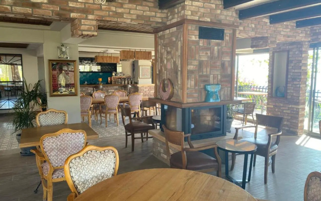 Assos Longevity Hotel