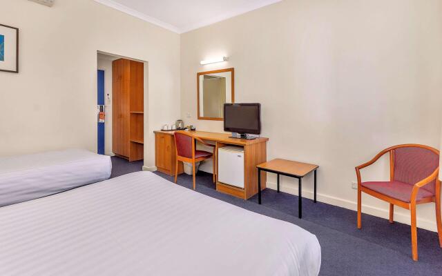 Metro Hotel Perth City