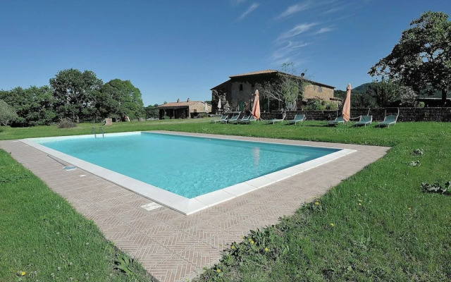 Farmhouse in Sorano Near Lake Bolsena