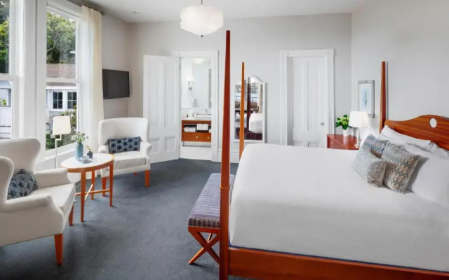 Casa Madrona Hotel & Spa
