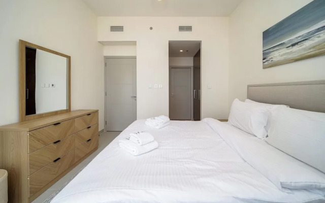 PVH - Opulent 2BR in Forte Tower 1