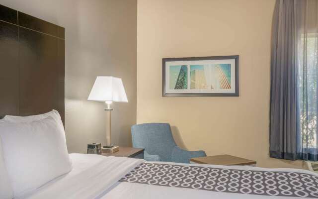 La Quinta Inn & Suites by Wyndham Houston Energy Corridor