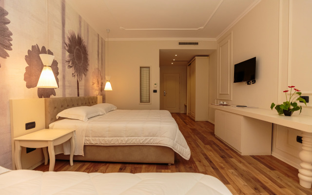 Regina City Hotel