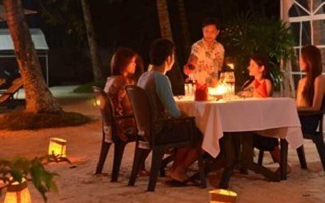 Tiki Beach Resort