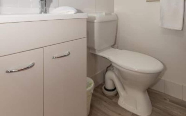 Blue Lake Top 10 Holiday Park