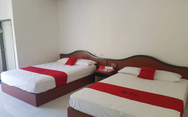 RedDoorz near Pantai Timba Batu Lombok